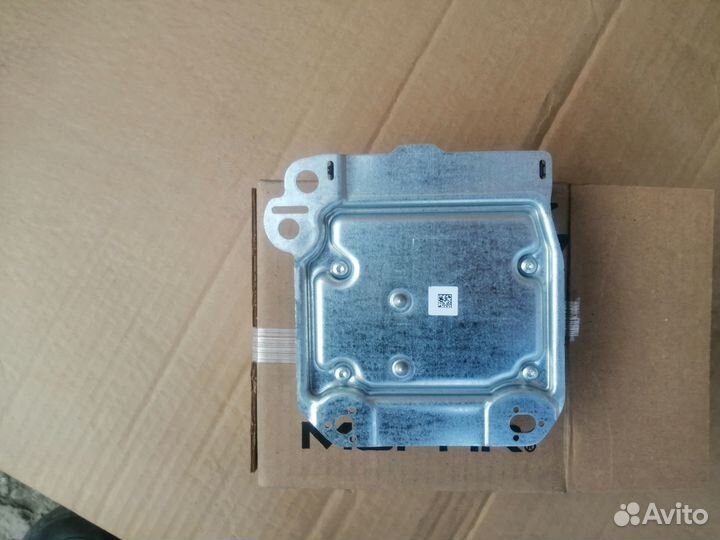 Новый блок управления SRS Jeep Grand Cherokee WK2