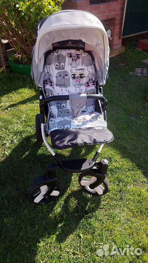 Прогулочная коляска