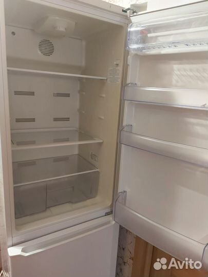Холодильник бу beko