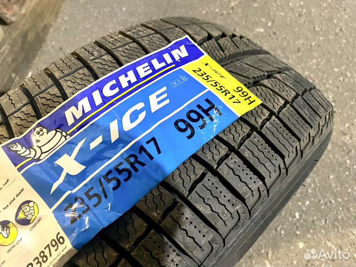 Michelin X-Ice 3 235/55 R17 99H