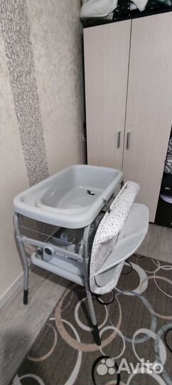 Пеленальный столик с ванночкой
