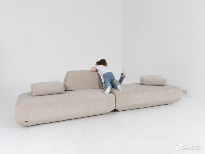 Диван со спальным местом 4400х1800 мм