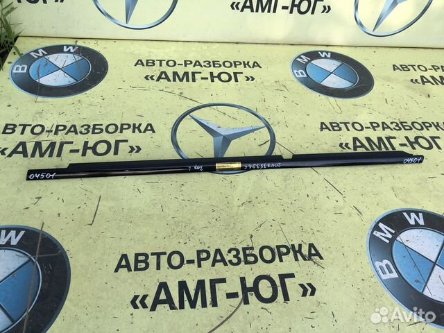 Mercedes W204 C204 молдинг стекла двери L зад