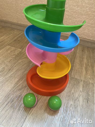 Лабиринт башня с шариками