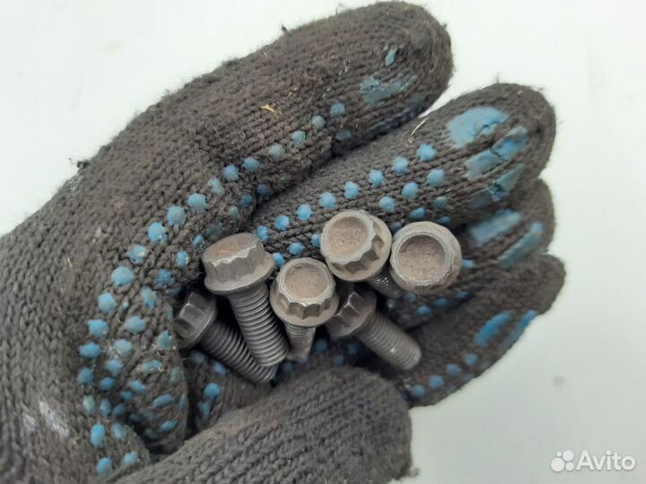 Болты корзины сцепления Volkswagen Passat B3