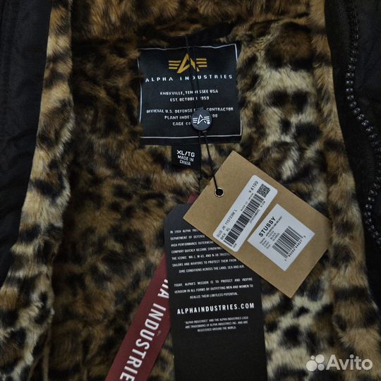 Куртка Alpha Industries x Stussy черная