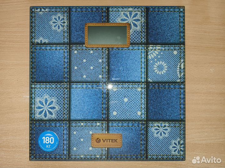 Весы напольные электронные Vitek