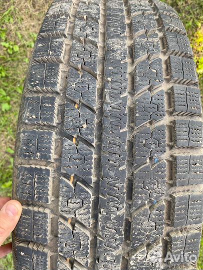Toyo Observe GSi-5 235/65 R18