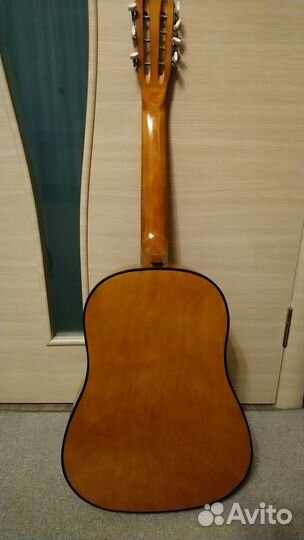 Гитара, чехол и струны