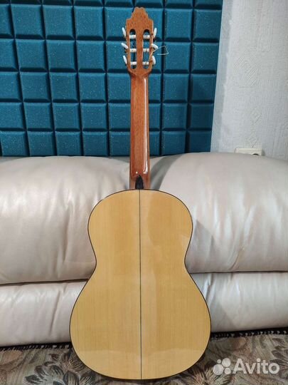 Гитара Фламенко