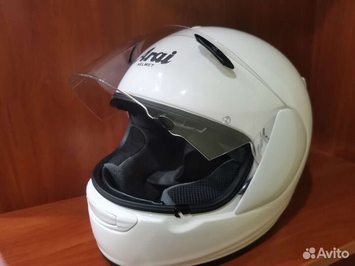 Мотошлем Arai Axces