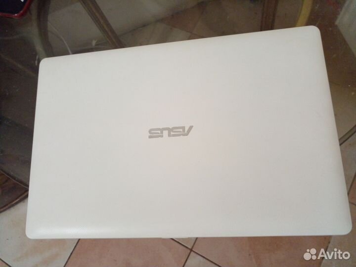 Нетбук asus x200m состояние нового 4гб