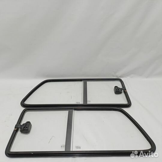 Форточки раздвижные Нива 2121 задние (комплект)