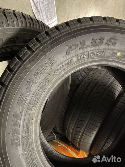 Triangle TR652 205/70 R15C 106S
