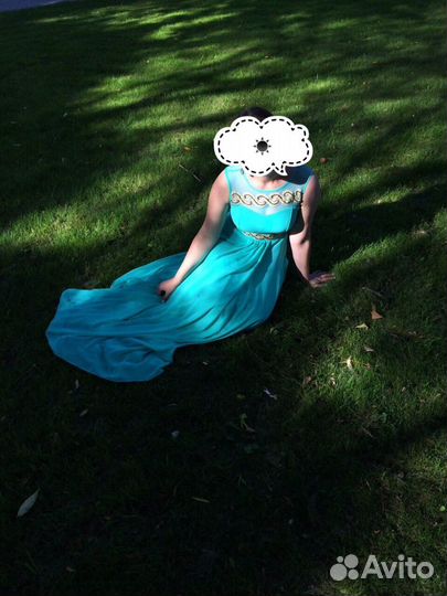 Платье вечернее