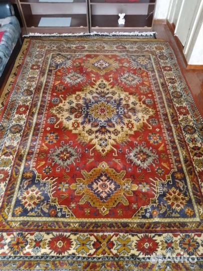 Ковер шерстяной