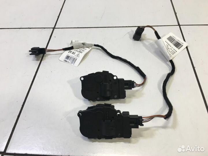 Сервопривод заслонок печки Porsche Cayenne 958