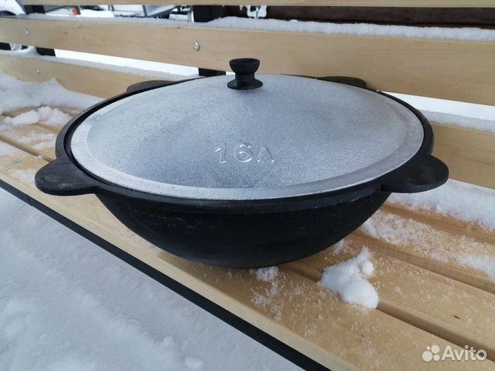 Казан чугунный 16л