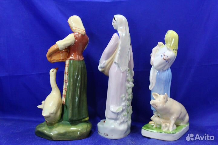 Статуэтка фарфор женщины работницы СССР