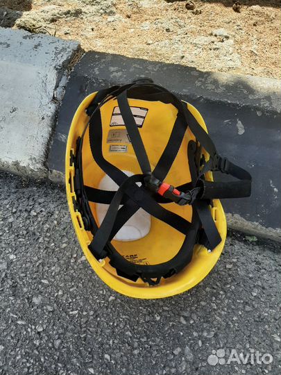 Каска скалолазная альпинистская Camp