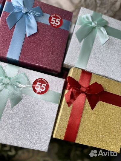 Подарочная коробка упаковка