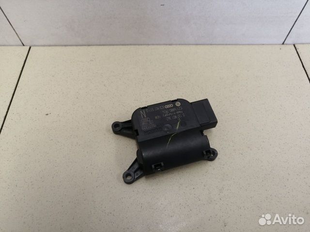 Моторчик заслонки отопителя Tiguan 2011-2016