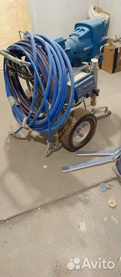 Безвоздушный окрасочный аппарат