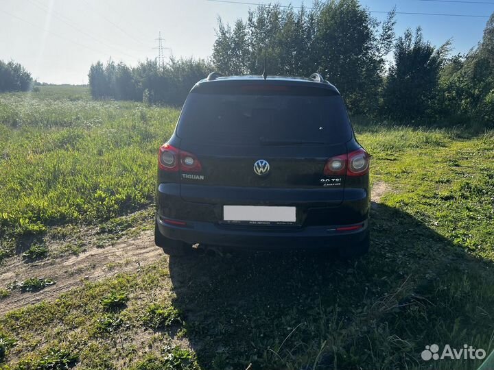 Volkswagen Tiguan 2.0 AT, 2011, 209 000 км