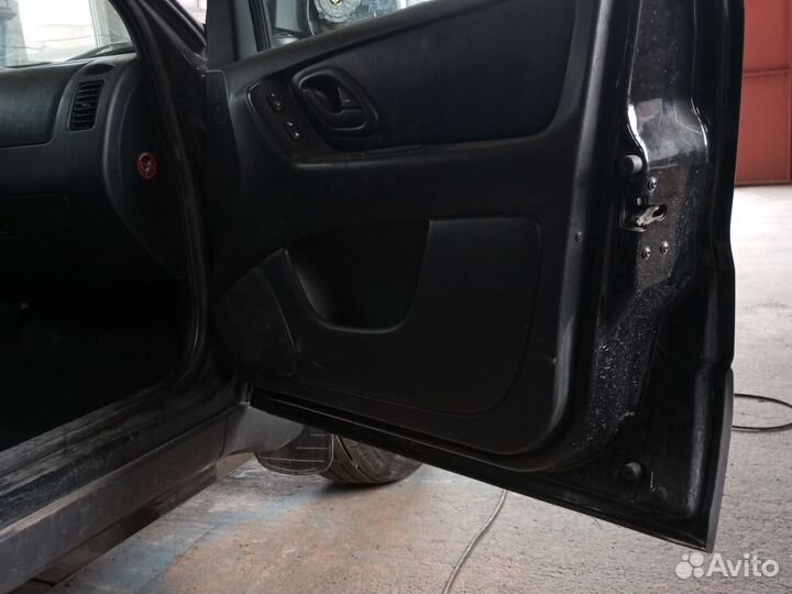 Запчасти на Ford maverick Escape