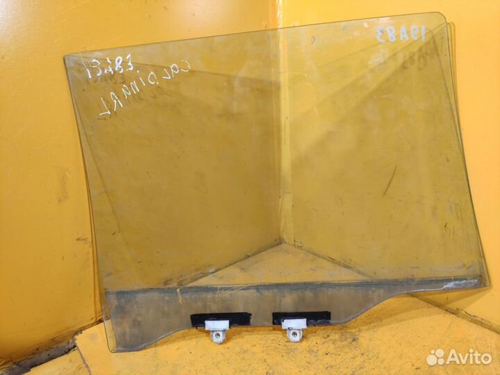 Стекло заднее левое для Toyota Caldina
