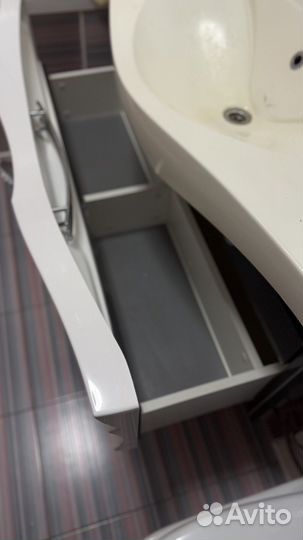Тумба для ванной с раковиной