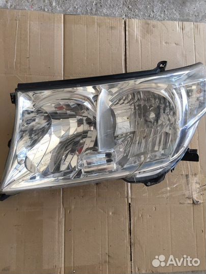 Фара передняя левая Тойота Лэнд Крузер 200(1518)