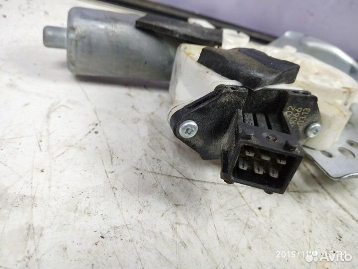 Стеклоподъемник передний правый Opel Vectra C