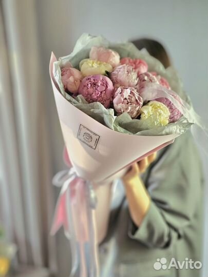 Букет пионов с доставкой