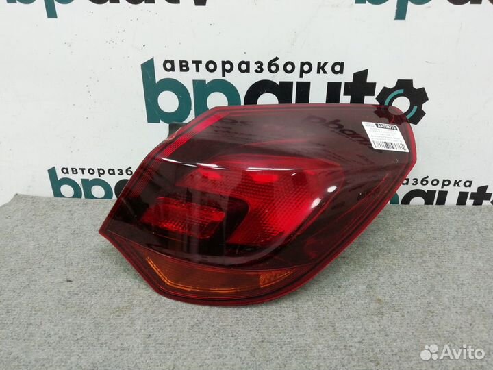Фонарь в крыло правый 13306578 Opel Astra J рест