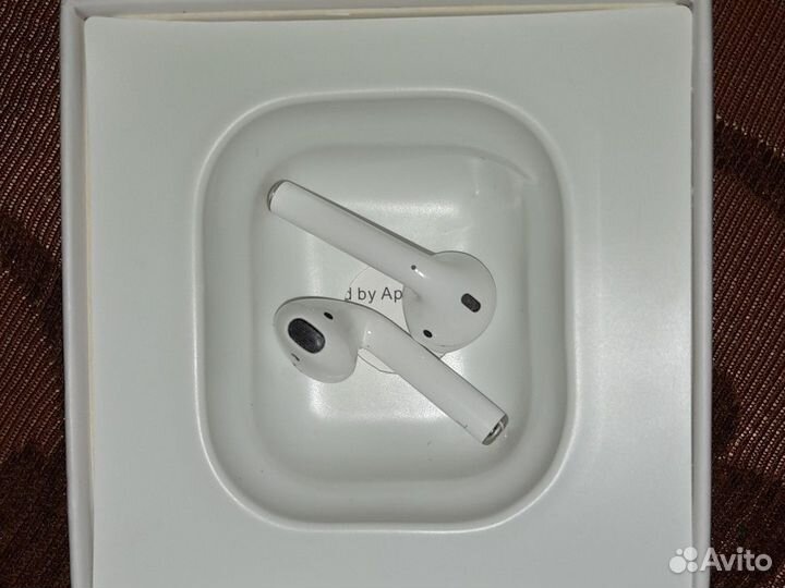 Беспроводные наушники apple airpods 2