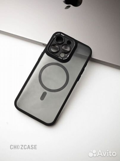 Чехол для iPhone 14