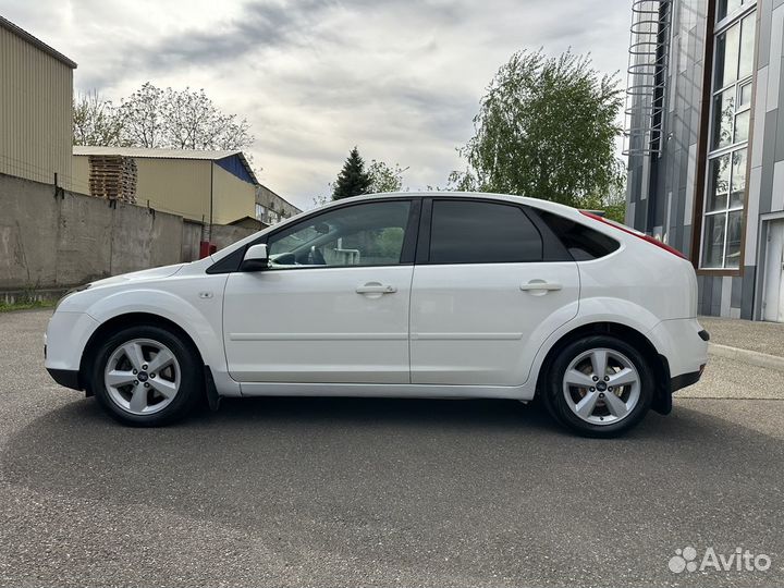 Ford Focus 1.6 МТ, 2007, 260 000 км
