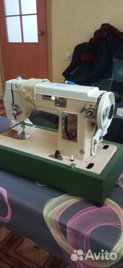 Швейная машинка бу электрическая