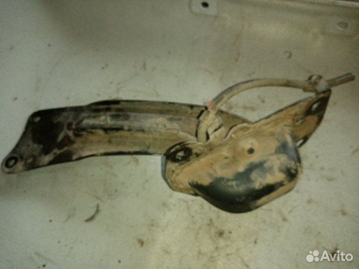 Рычаг продольный задний правый Volkswagen Passat