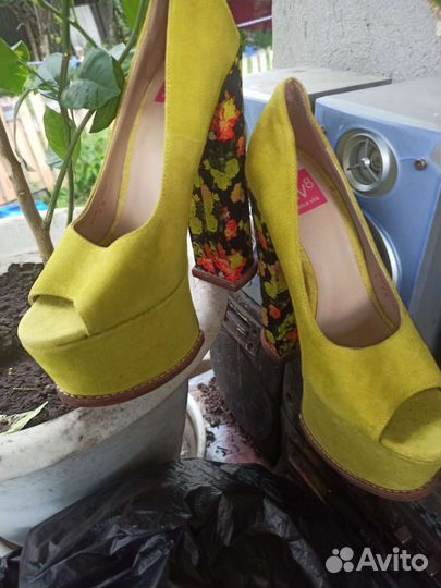 Туфли женские