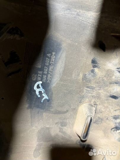 Обшивка крышки багажника Skoda Octavia a4