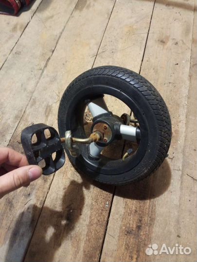 Колесо для трёхколёсного велосипеда