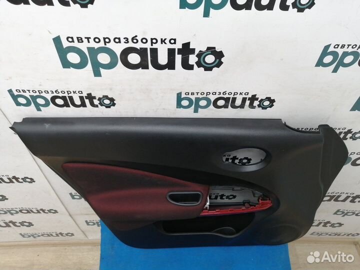 Обшивка передней левой двери 80901-1KA0A Nissan