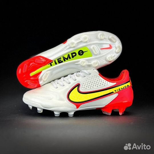 Футбольные бутсы Nike Tiempo Legend 9