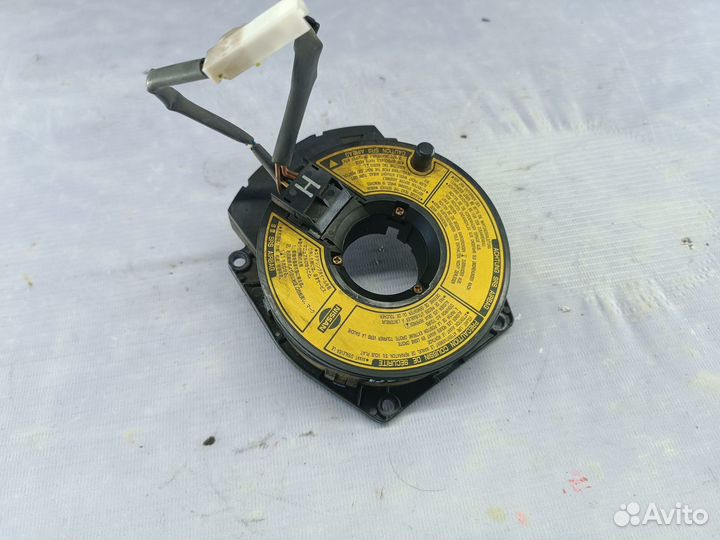 Шлейф подрулевой Nissan Wingroad Y11