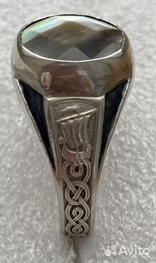 Серебряное кольцо