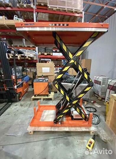 Подъемный стол YLF4006 1200x2200 4000 кг