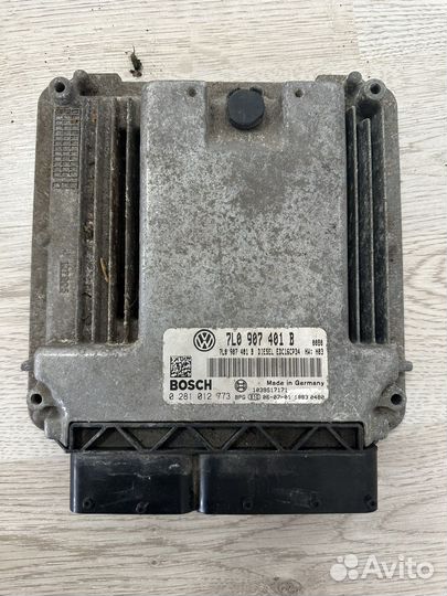 Блок управления двигателя volkswagen touareg 2006