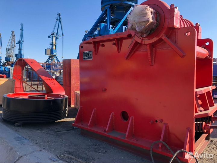 Щековая дробилка PE 750х1060